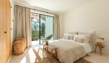 Resa Estates finca blakstad te koop vastgoed Ibiza Bedroom 1 .jpg